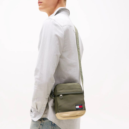Tommy Hilfiger Τσαντάκι ώμου Essential Crossbody Reporter Bag